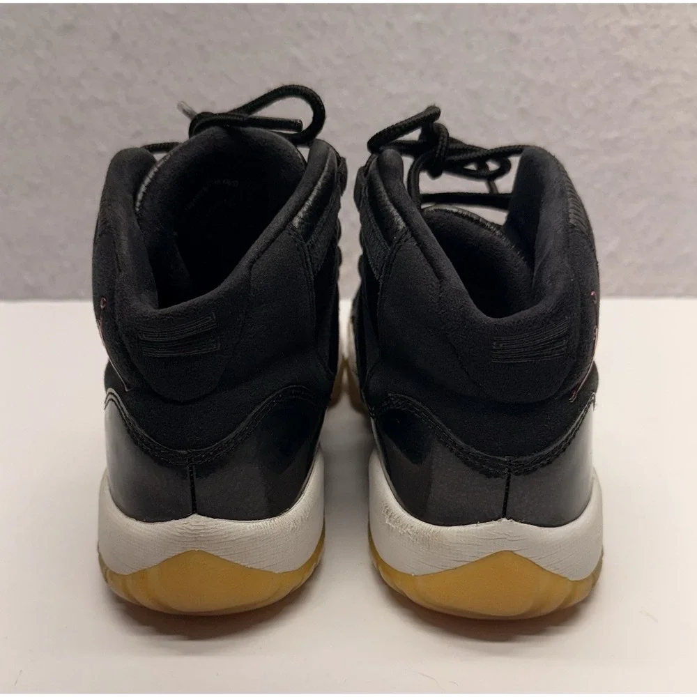 Nike Air Jordan 11 Retro Low GS 72-10 Black/Gym Red Size 4.5Y (378038-002)